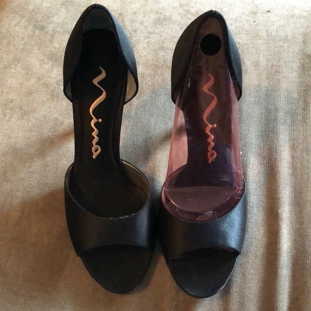 Black satin heels size 81/2